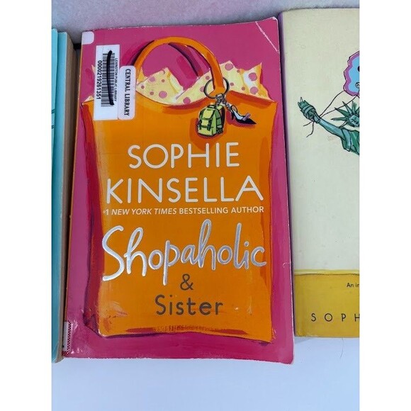 Lot of 5 Sophie Kinsella Shopaholic Novels - Picture 5 of 6